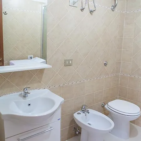 Appartement S Efisio In Centre Q4825